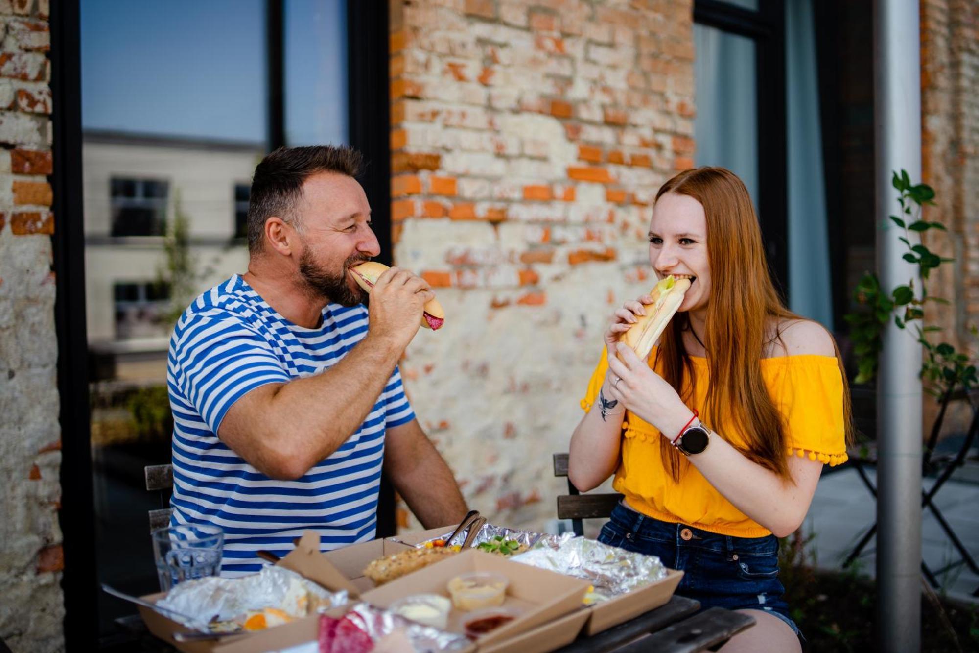 Smaltovna Lofty Lägenhet Lučenec Exteriör bild